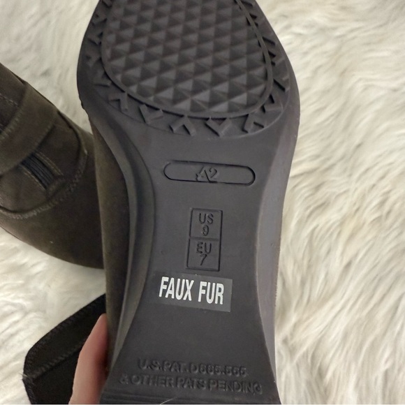 A2 Aerosoles Music Tor Ankle Suede Wedge Boots Brown Wedge Ankle Boots Size 9 - Picture 6 of 8